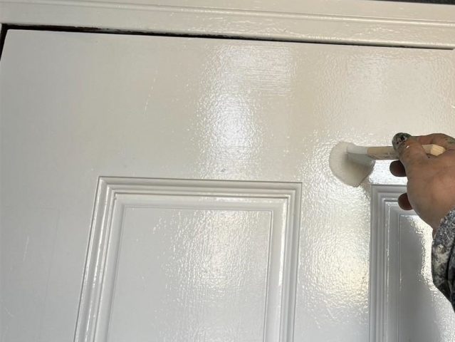 明石市の玄関ドア上塗り